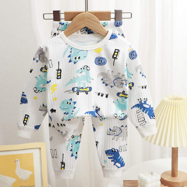 Pyjama pour Enfants : DinoBoarder !