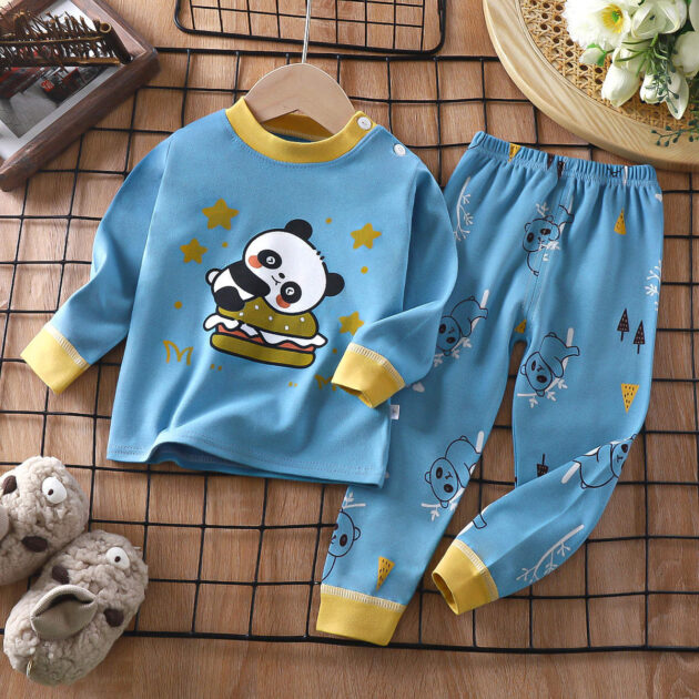 Pyjama pour Enfants : Une Nuit Sous Les Étoiles de Saveurs !